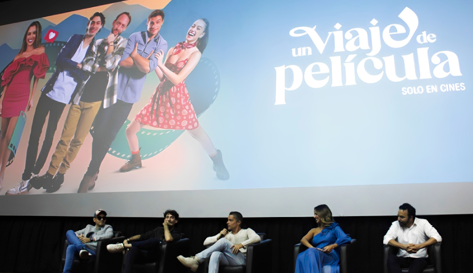 Prensa-caraquena-disfruto-del-preestreno-de-Un-Viaje-de-Pelicula_970px